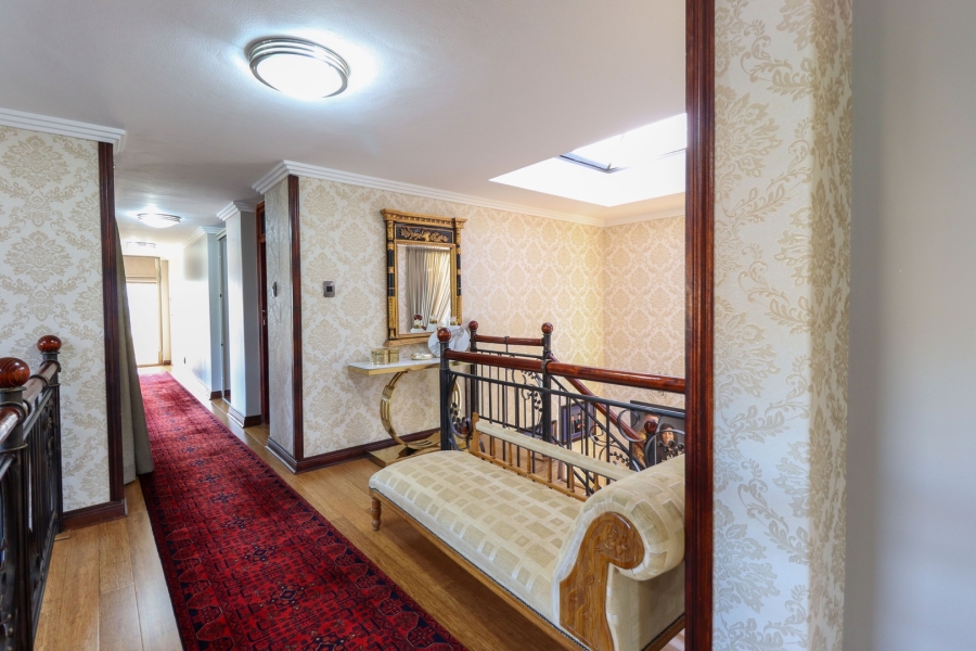 4 Bedroom Property for Sale in Heuwelsig Free State